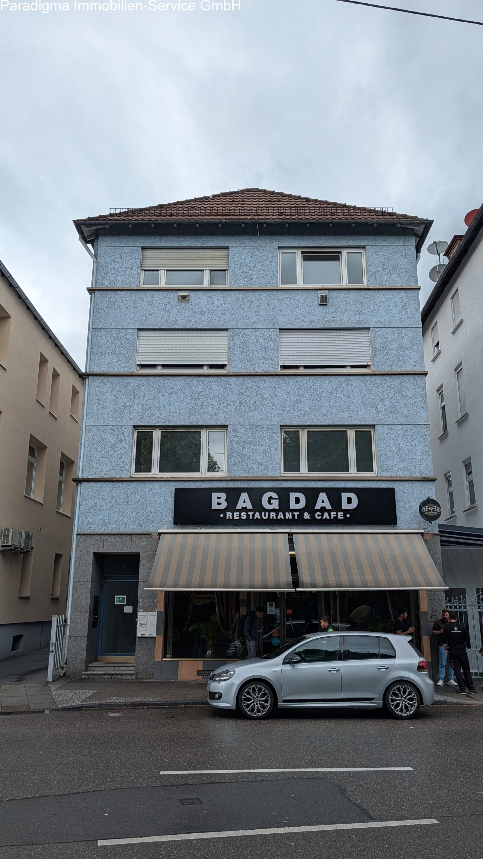 große, teilsanierte Wohnung große, teilsanierte Wohnung