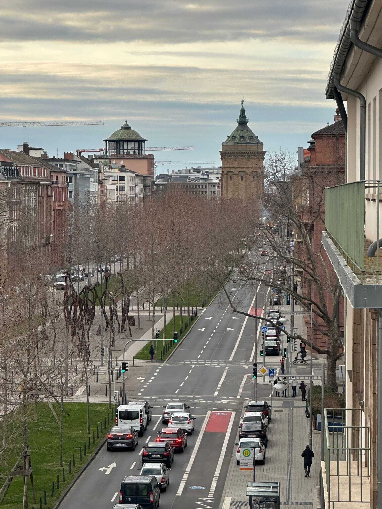 Blick zum Wasserturm