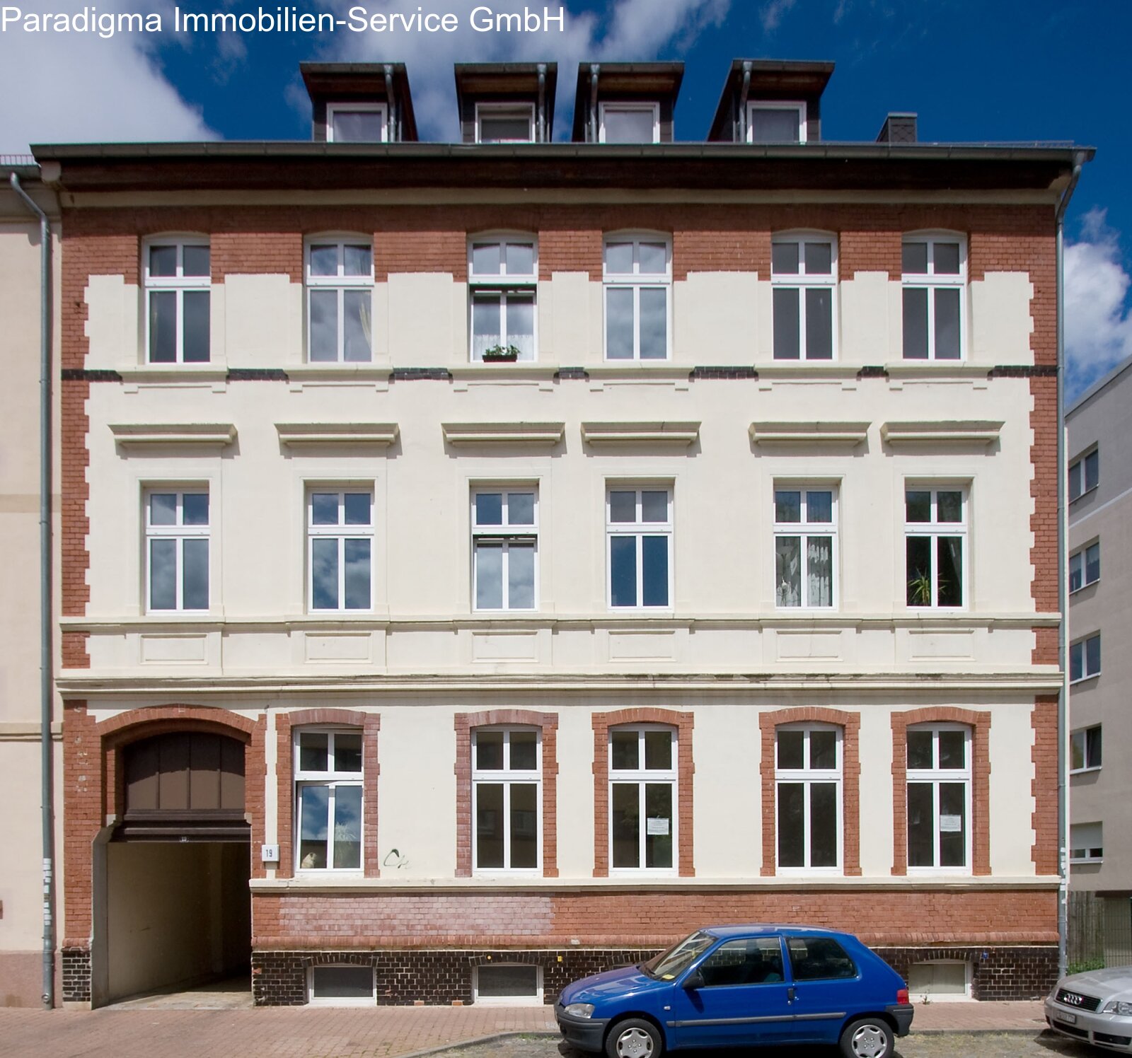 Gemütliche 2-Raum-Wohnung im Dachgeschoss mit Einbauküche! Gemütliche 2-Raum-Wohnung im Dachgeschoss mit Einbauküche!