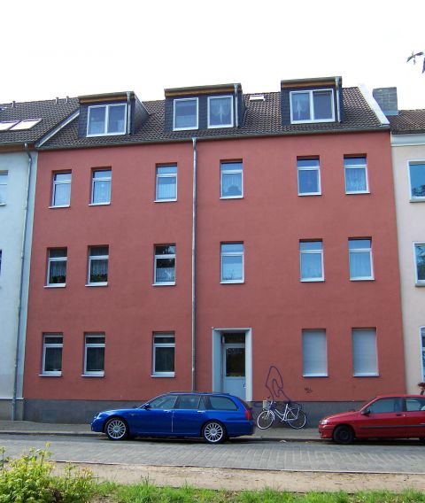 Helle und freundliche Dachgeschoss-Wohnung! + Ausgebautem Dachboden Helle und freundliche Dachgeschoss-Wohnung! + Ausgebautem Dachboden